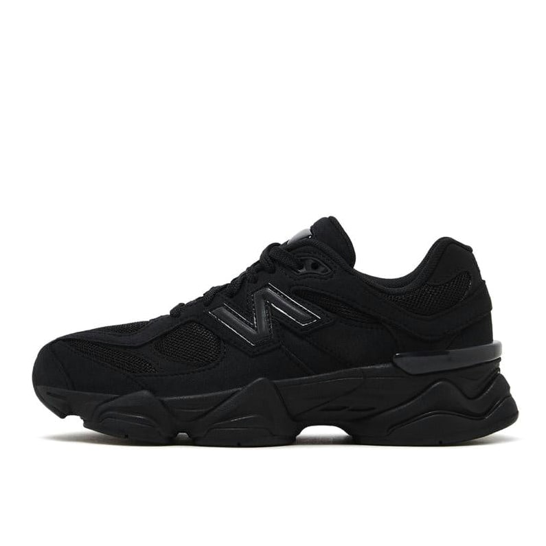 9060 Triple Black Cat
